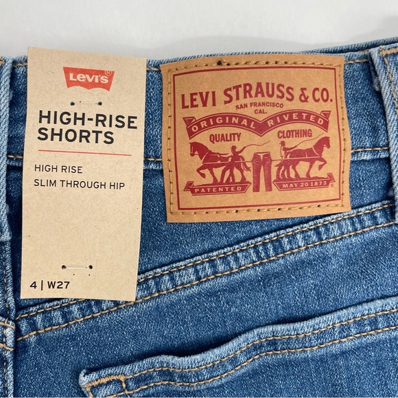 NWT Levis 501 Original High Rise Denim Shorts Women’s 27 Blue Distressed New - Picture 14 of 16